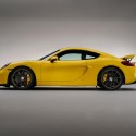 Porsche Cayman GT4 in Yellow